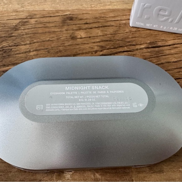 NEW IN BOX r.e.m. Midnight Shadows Eyeshadow Palette ~ Midnight Snack rem - Picture 14 of 14